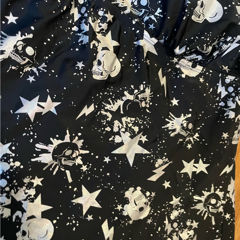 Torrid Wireless Racerback Tankini Top - Picture 7 of 7